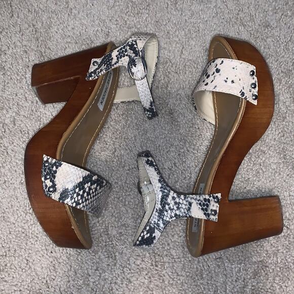 Steve Madden Faux Snakeskin Luna Platform Sandal Sz 9 - Picture 2 of 9